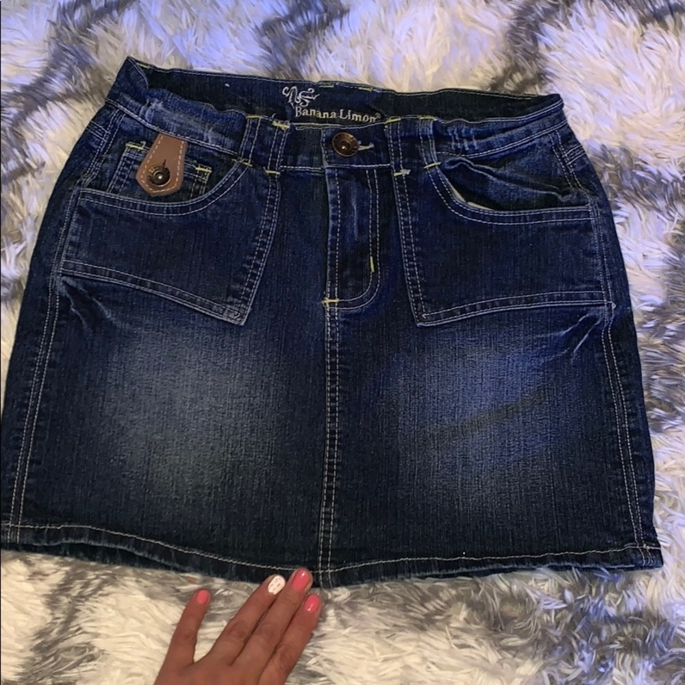 Banana Limon jean mini skirt